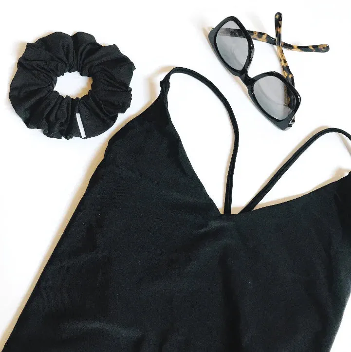 Chelsea King Active  Scrunchie || Black