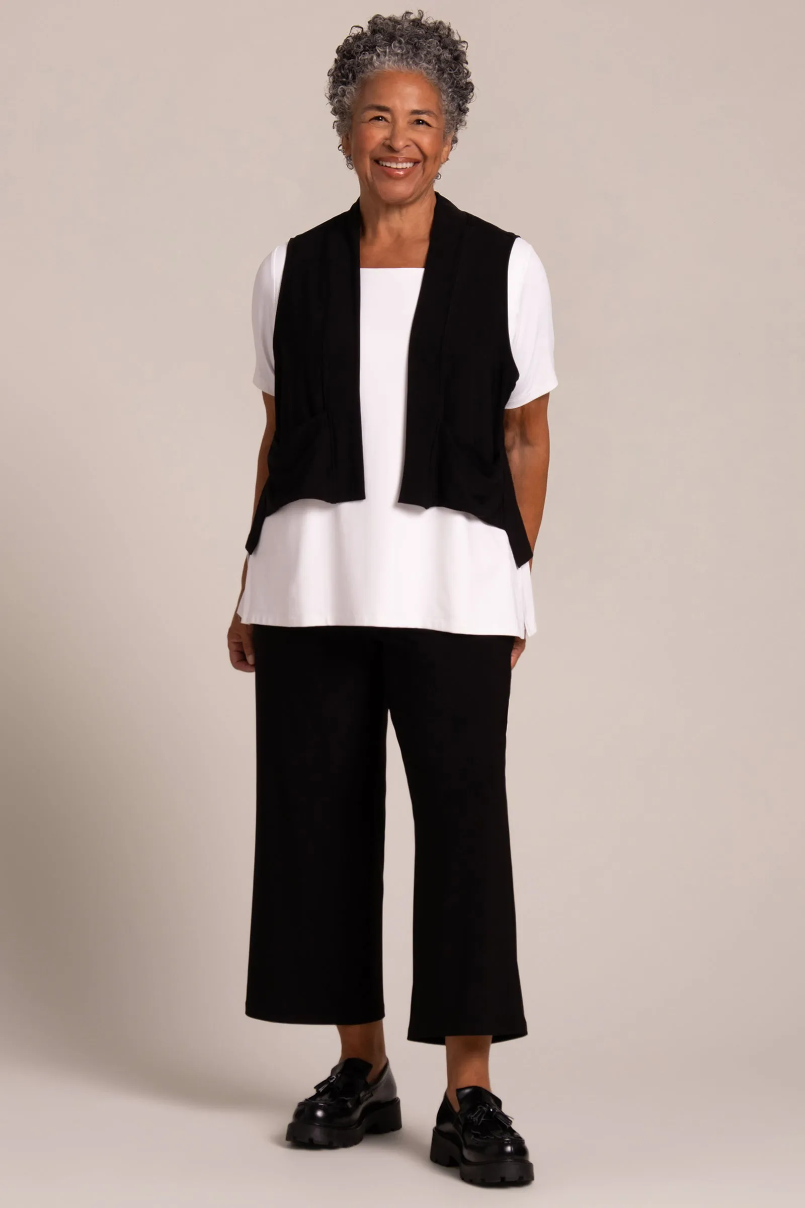 Cropped Core Vest | Black