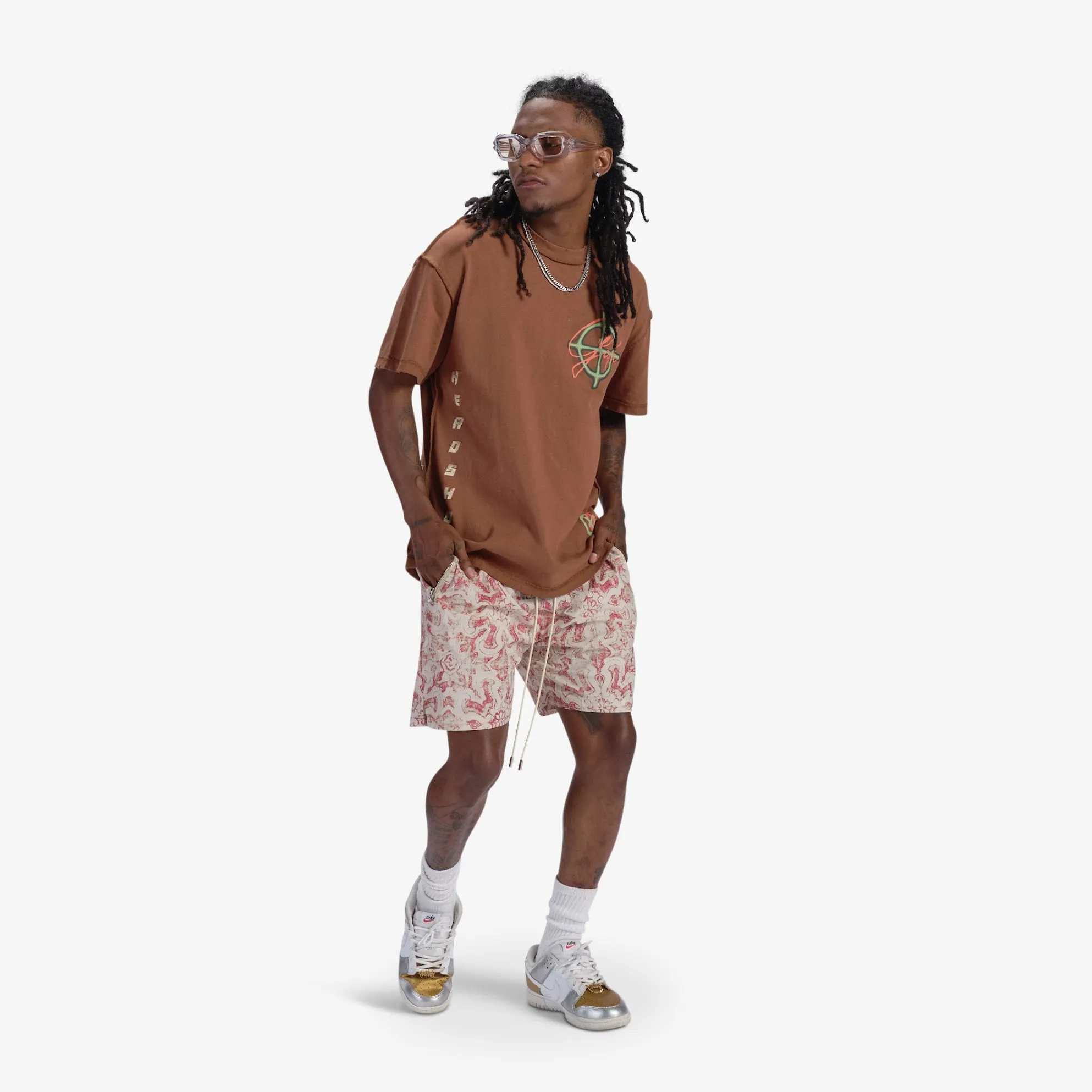 "Motif" Shorts (desert red)