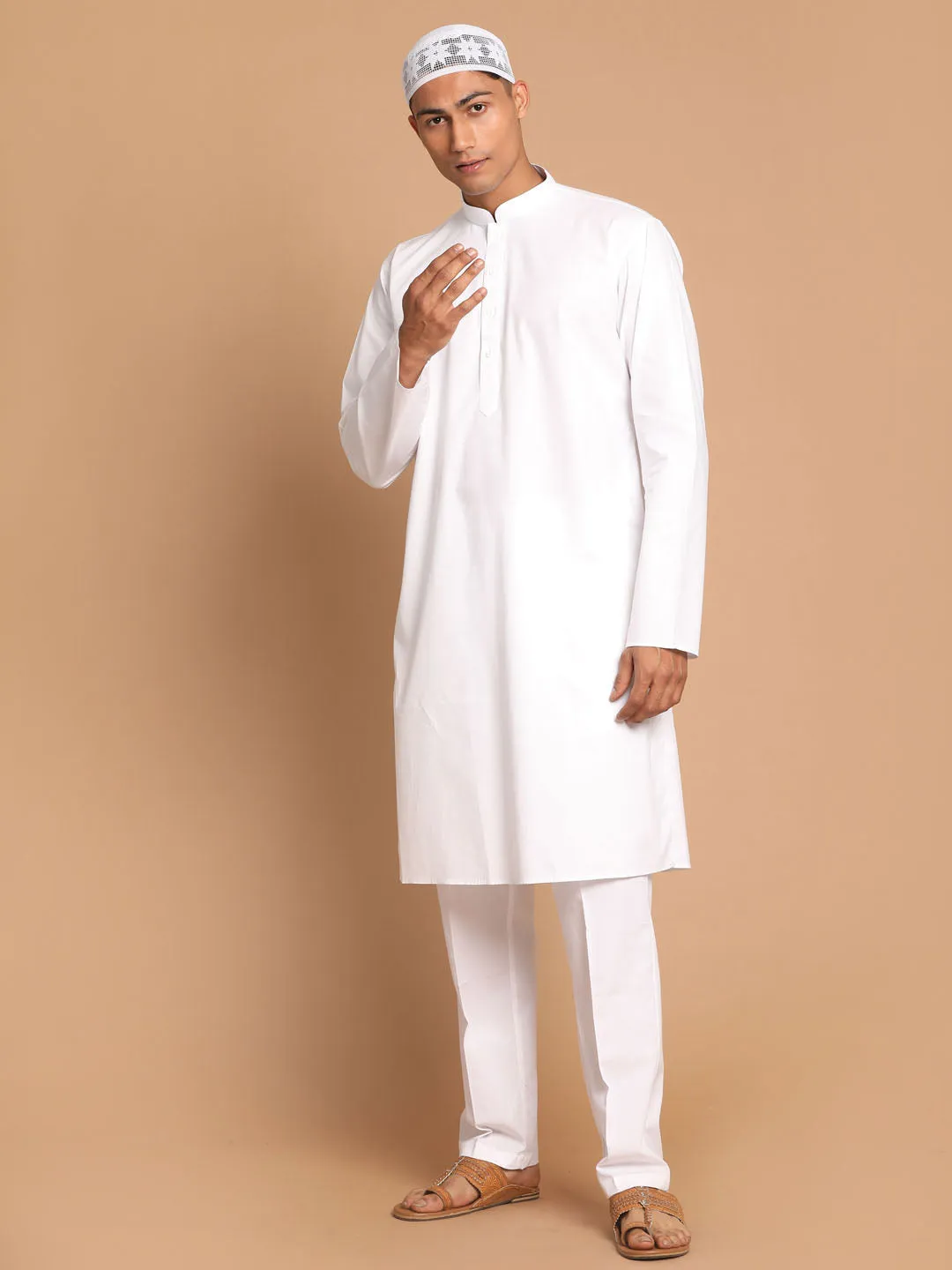 VASTRAMAY Men's White Kurta Set With Prayer Cap