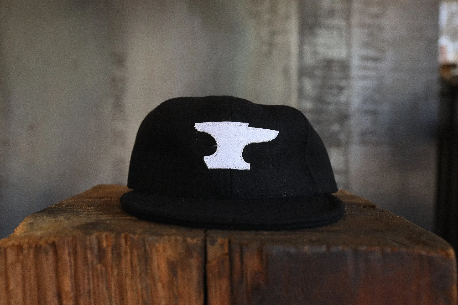 Vintage Unstructured Hainsworth Wool Cap- Anvil/Black