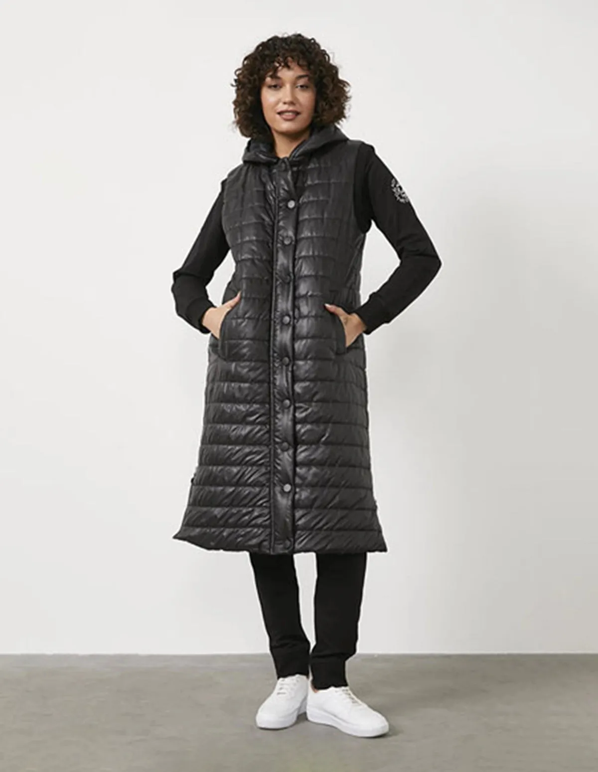 Women's Petite High Shine Maxi Gilet Jacket - Black